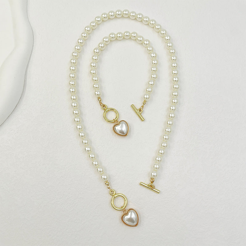 Ensemble de bijoux élégant en forme de cœur avec perles