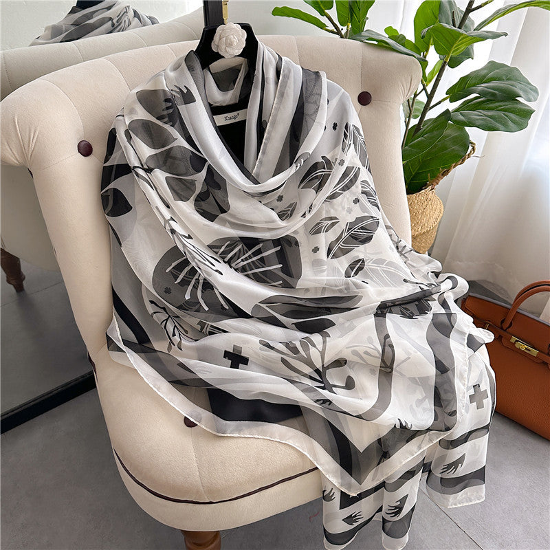 Summer Women Fashion Geometric Leaves Printed Silk Scarf