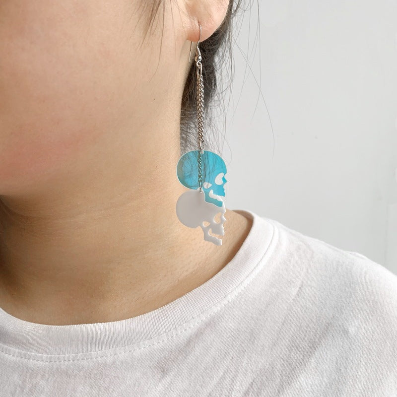 Pendientes de borlas de calavera acrílica de moda para Halloween para mujer