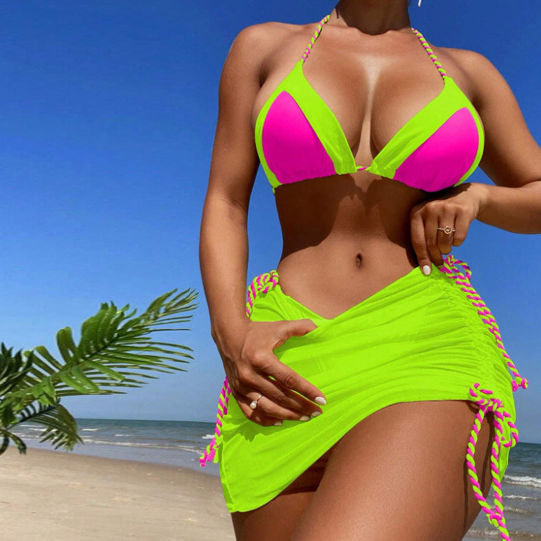 Conjunto de traje de baño sexy con costuras de color en contraste para mujer