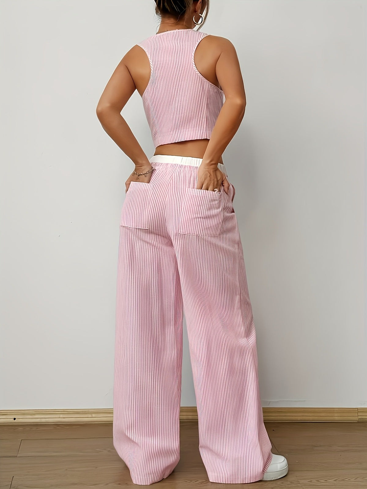 Conjunto de dos piezas con estampado de rayas para mujer, sin mangas, cuello en V y pierna ancha