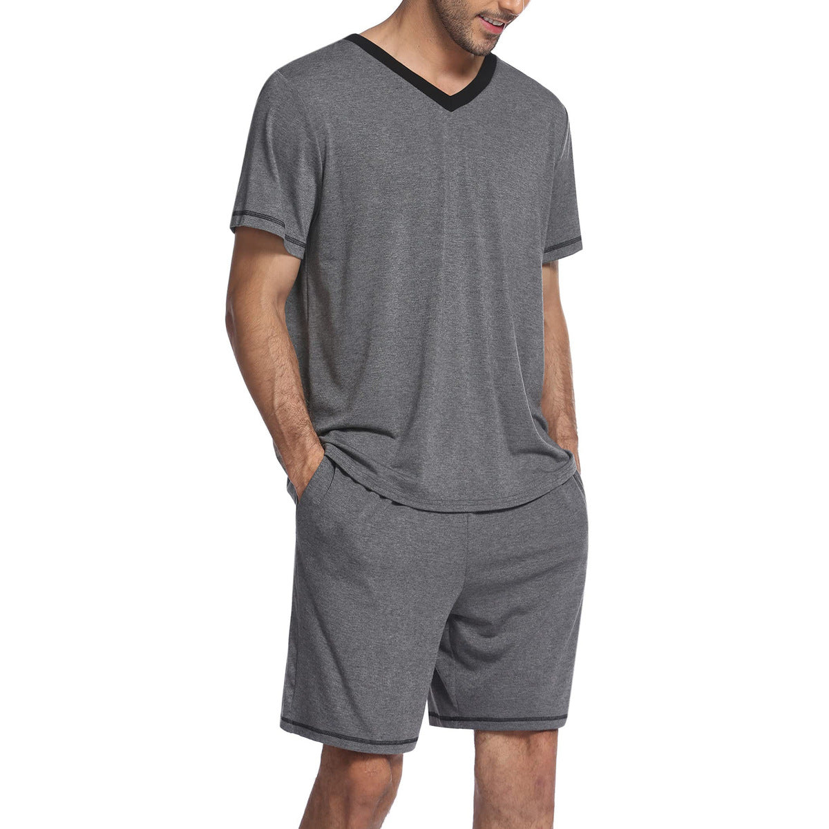 Conjunto de camiseta y pantalones cortos con cuello en V y contraste de color para hombre
