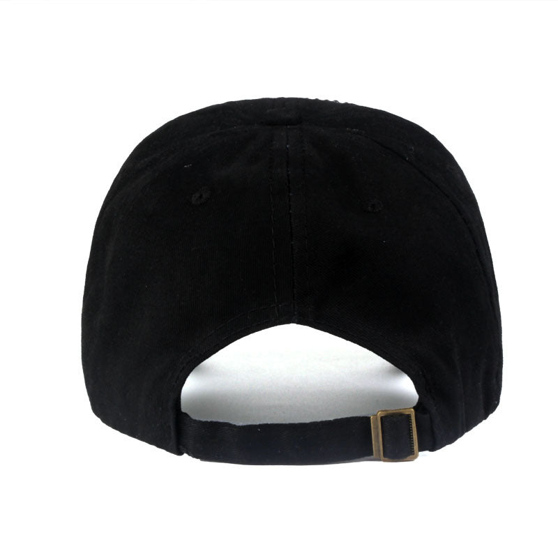 Casquette pare-soleil en soie dorée et diamant pour femme