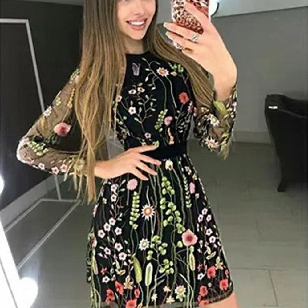 Summer Women Fashion Sexy Bohemian Floral Embroidered Long Sleeve Dress