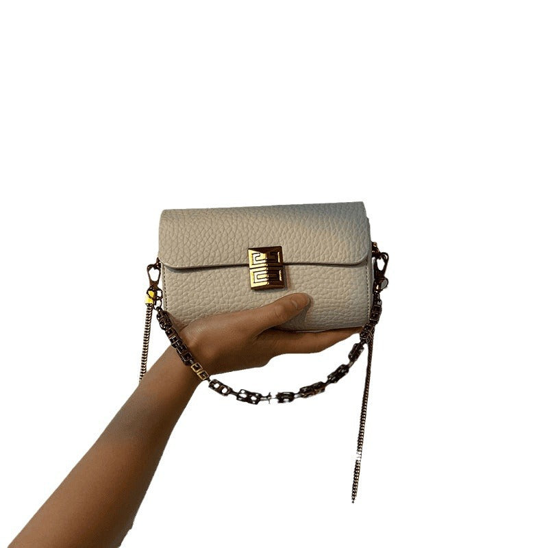 Women Metal Chain Mini Square Bag in PU Leather