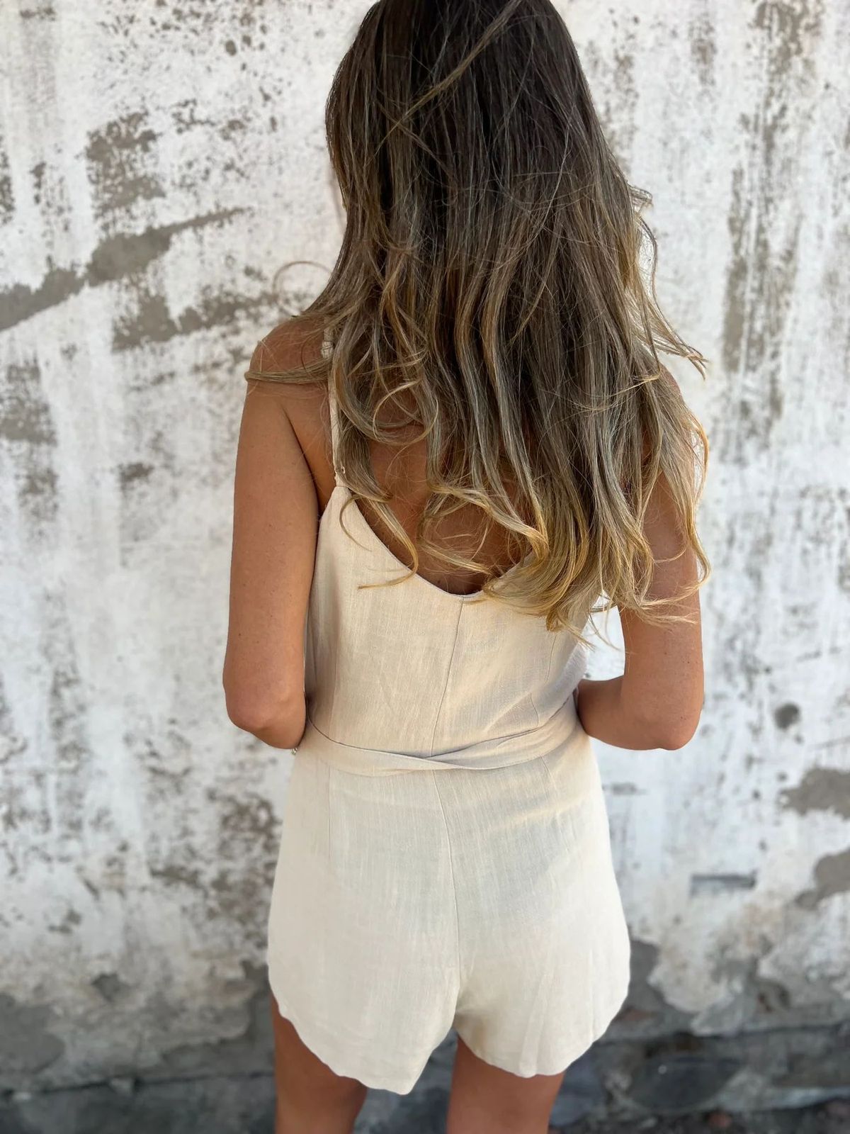 Mono informal de algodón y lino con cuello en V para mujer