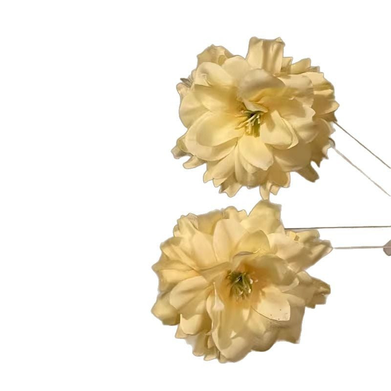 Fashion Simulation Floral Hairpin