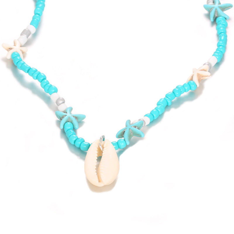 Collar de conchas con cuentas turquesas de Bohemia