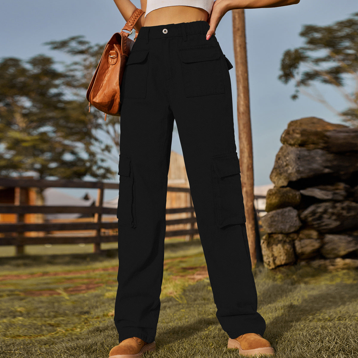 Vaqueros cargo vintage con cintura elástica y múltiples bolsillos para mujer
