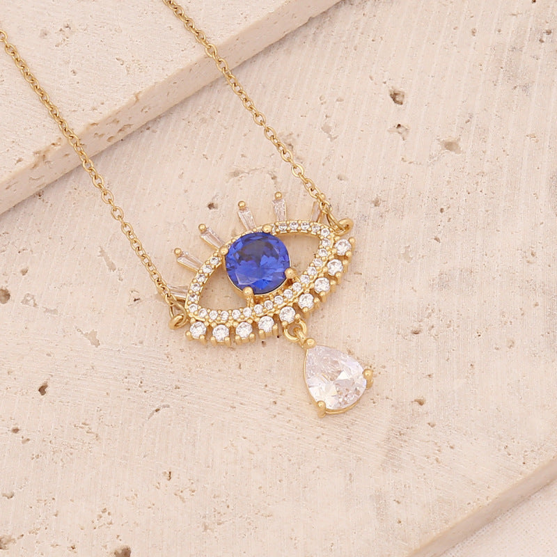 Collar con colgante de ojo malvado de circonita exquisita para mujer