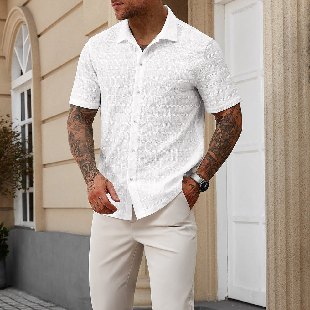 Camisa informal de manga corta con solapa blanca para hombre