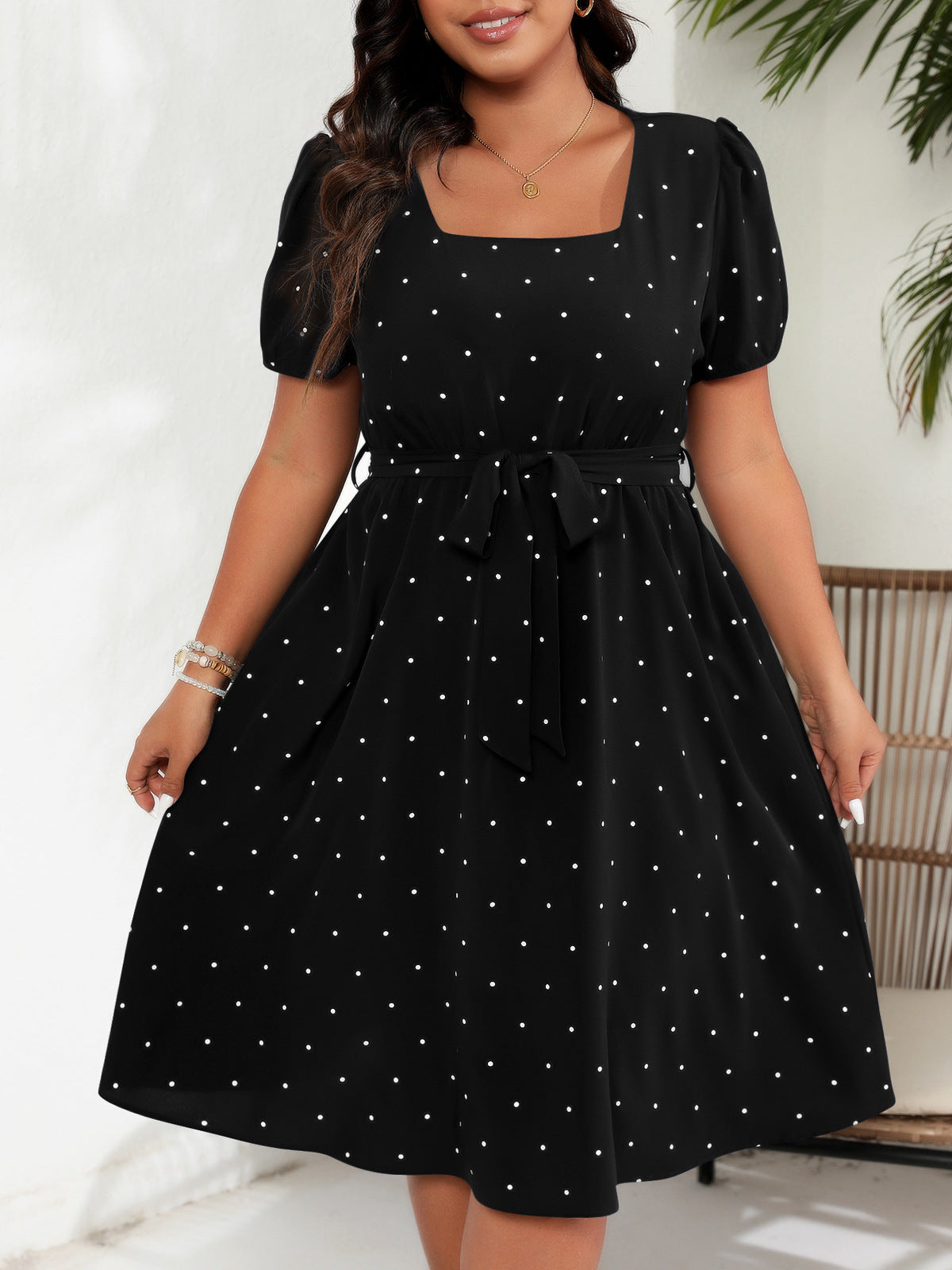 Vestido informal de talla grande con estampado de ondas y cuello cuadrado para mujer