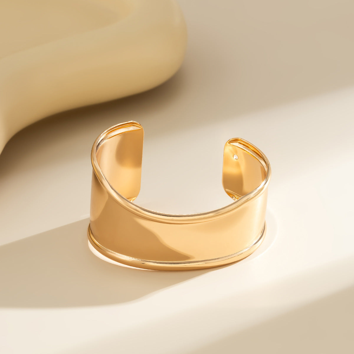 Women Fashion Simple Irregular Geometric V-Shaped Bracelet