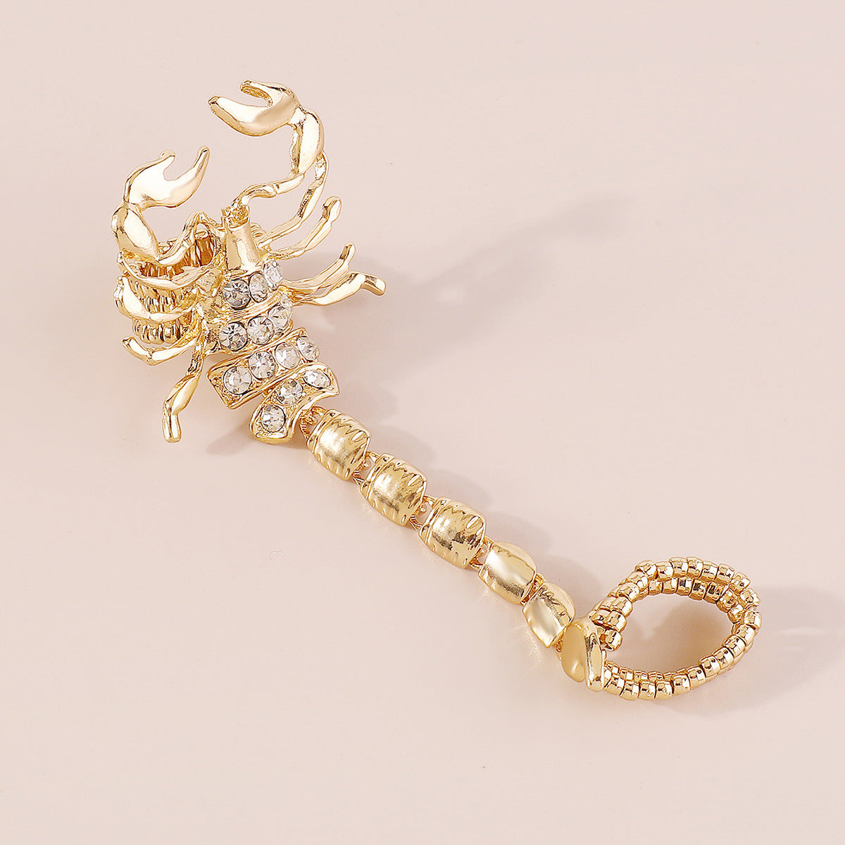 Anillo de escorpión con diamantes de imitación exagerados para Halloween, de moda para mujer