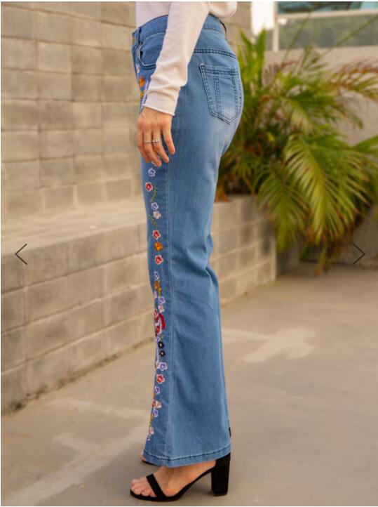 Women Fashion Retro Floral Embroidered Flared Jeans