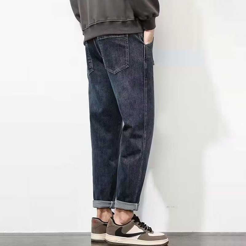 Men Casual Vintage Straight Fit Denim Jeans Made of Cotton