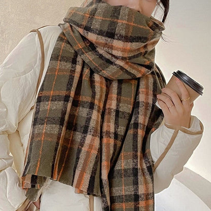 Classic Women's Plaid Scarf