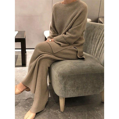 Women's Knitted Sweater Solid Color Round Suit