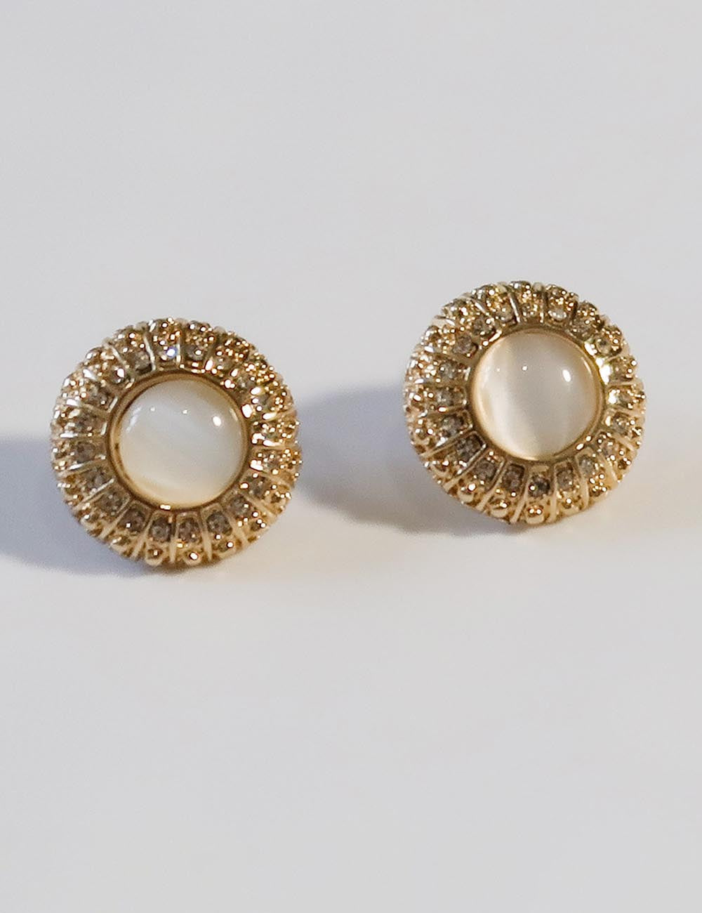 Round Cat’s Eye Stone Clip-On Earrings