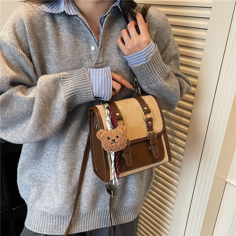 Retro Handbag With Pendant