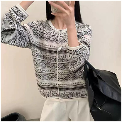 New Versatile Jacquard Knit Cardigan