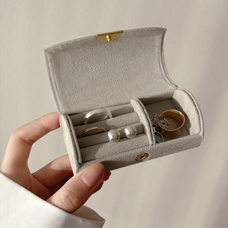 Chic Portable Mini Jewelry Case