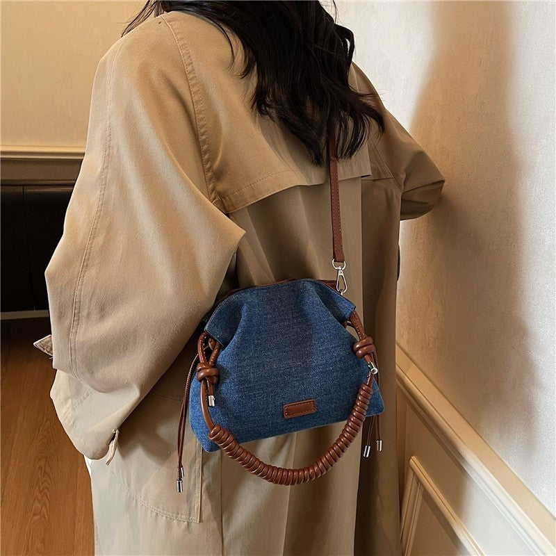 Retro Handbag With Pendant