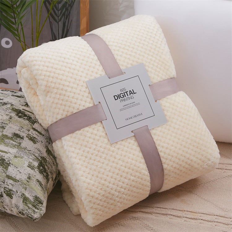 Soft Thickened Pineapple Grid Coral Fleece Blanket
