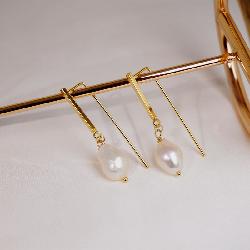 Pearl Pendant Elegant Long Earrings