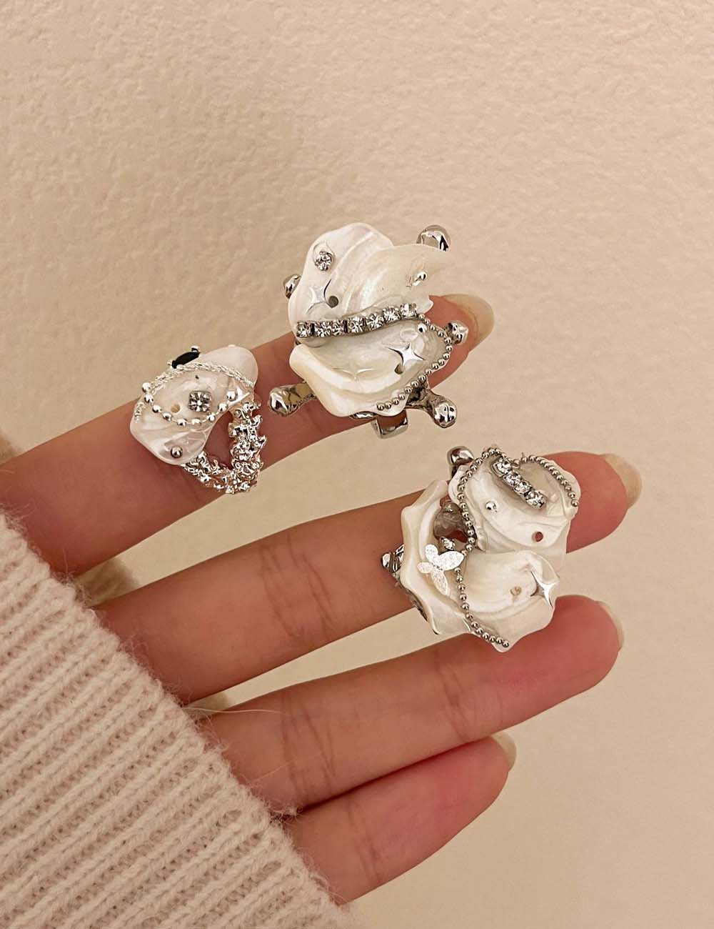 Irregular Rhinestone Shell Stackable Band Ring