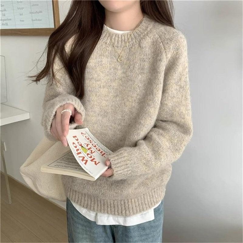 Round Neck Pullover Sweater