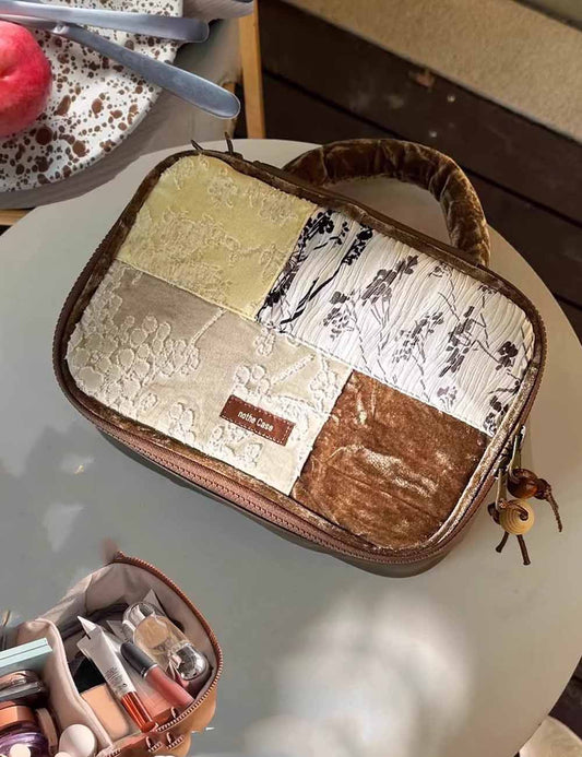 Vintage Partitioned Portable Travel Makeup Bag