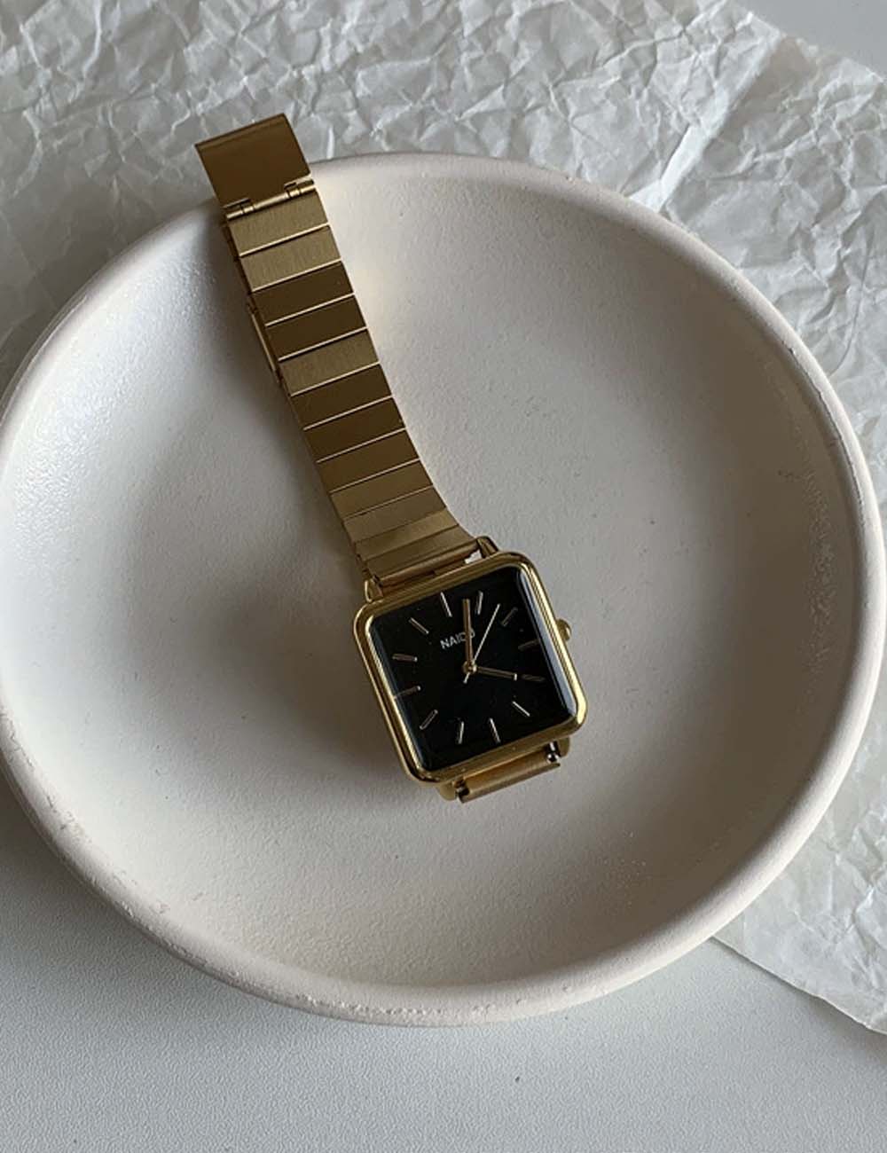 Square Dial Bamboo Link Bracelet Quartz Watch