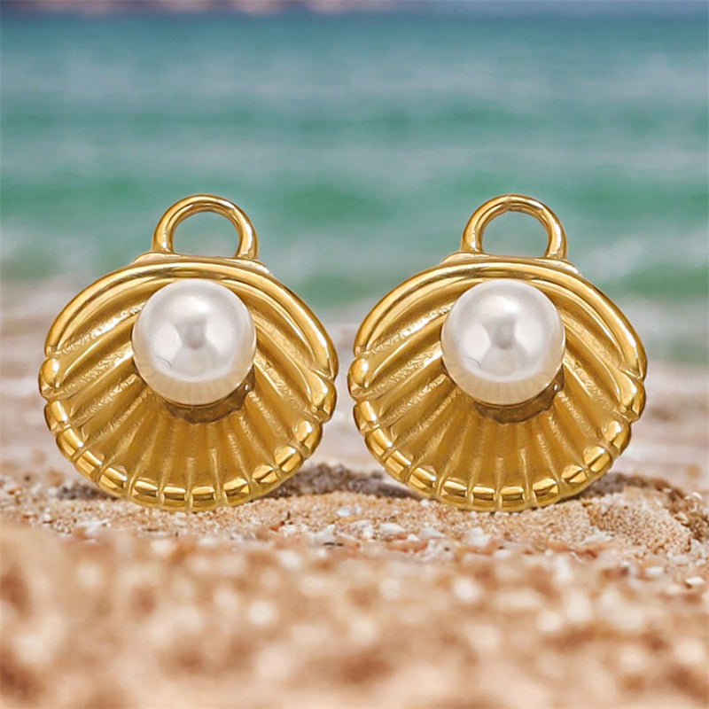 Collar de perlas con colgante de concha de moda para mujer