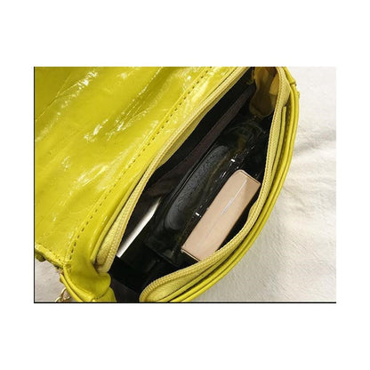 One Shoulder Glossy Suit Chain Bag