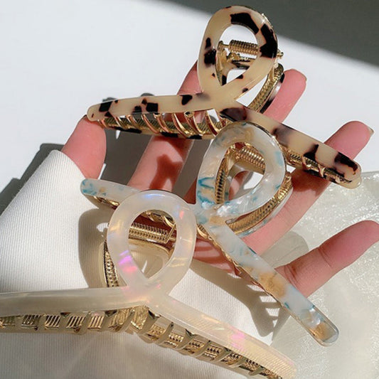 Metal Agate Large Cross Hair Claws