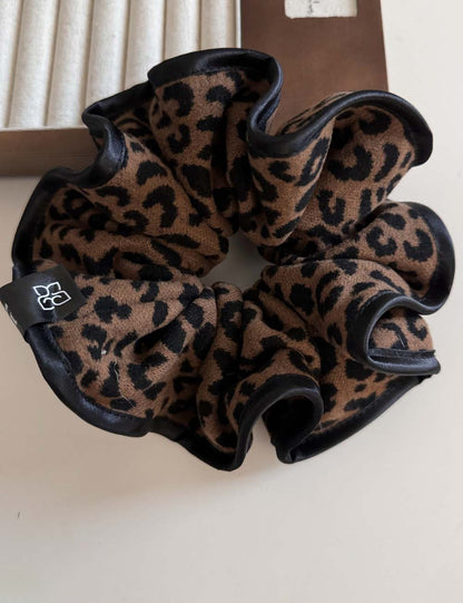Ruffled Trim Vintage Leopard Print Hair Tie