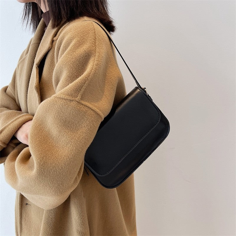 Leather Recreational Solid Simple Crossbody Bag