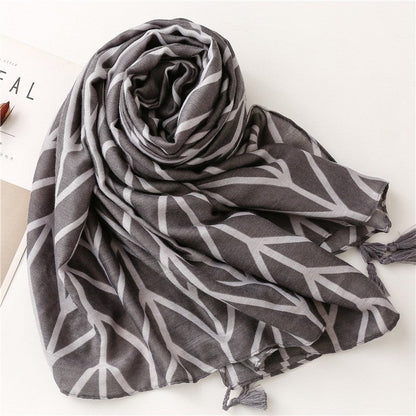 Simple Fashion Tropical Plant Leaf Scarf