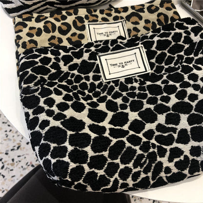 Leopard Print Large Capacity Makeup Bag
