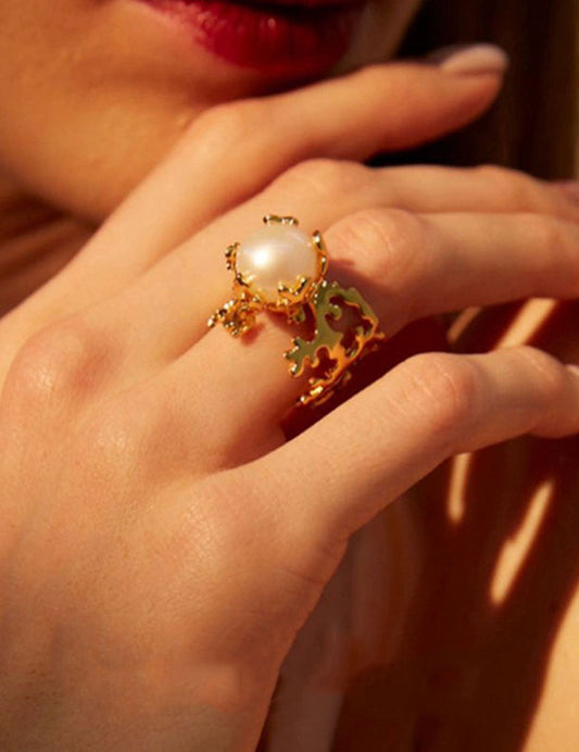 Vintage Coral Tree Hollow Out Ring