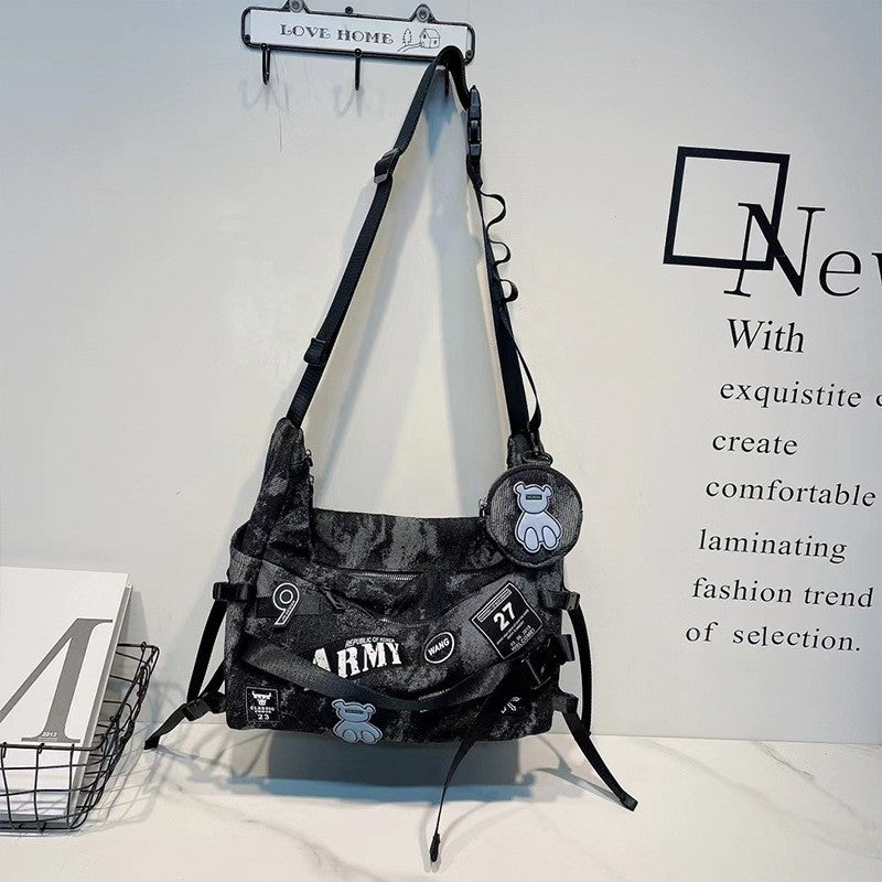 Large Fashion Tote Bag With Pendant