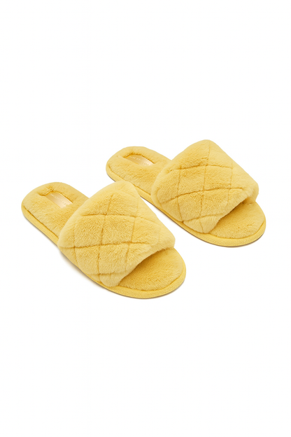 Simple Diamond Pattern Plush Fuzzy Slippers