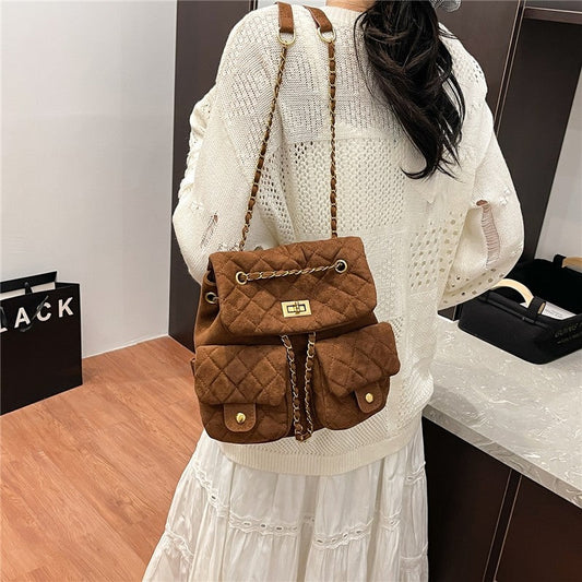 Versatile Bucket Handbag