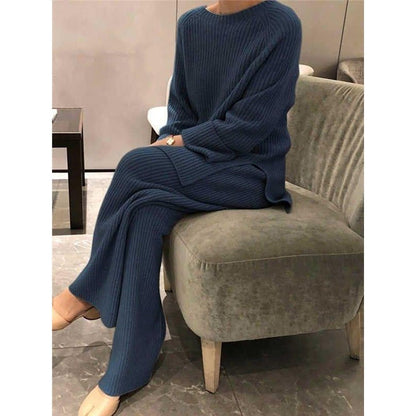 Women's Knitted Sweater Solid Color Round Suit