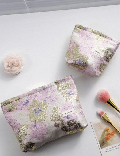 Vintage Floral Jacquard Portable Cosmetic Bag