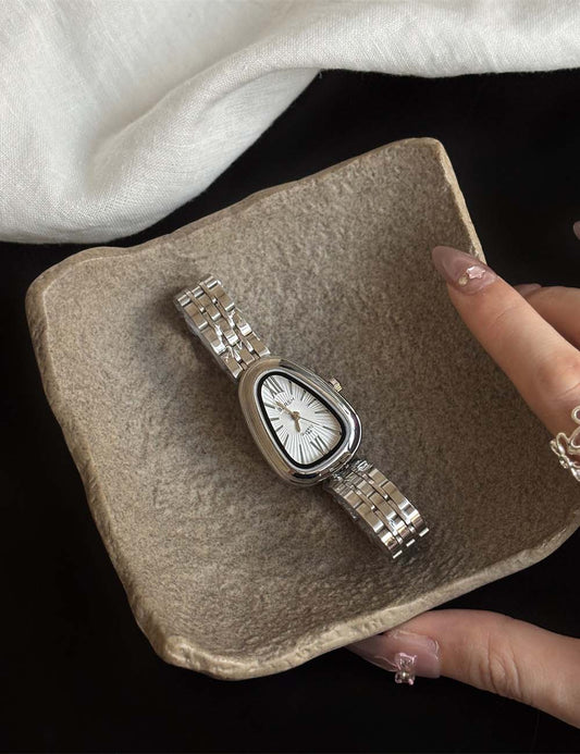 Luxury Snake Head Case Quartz Wrist Watch