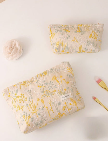 Colorful Embroidery Portable Cosmetic Bag