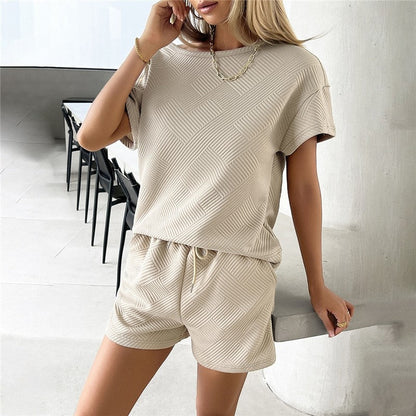 Casual Two-Piece Set- Solid Color Round Neck Top And Shorts