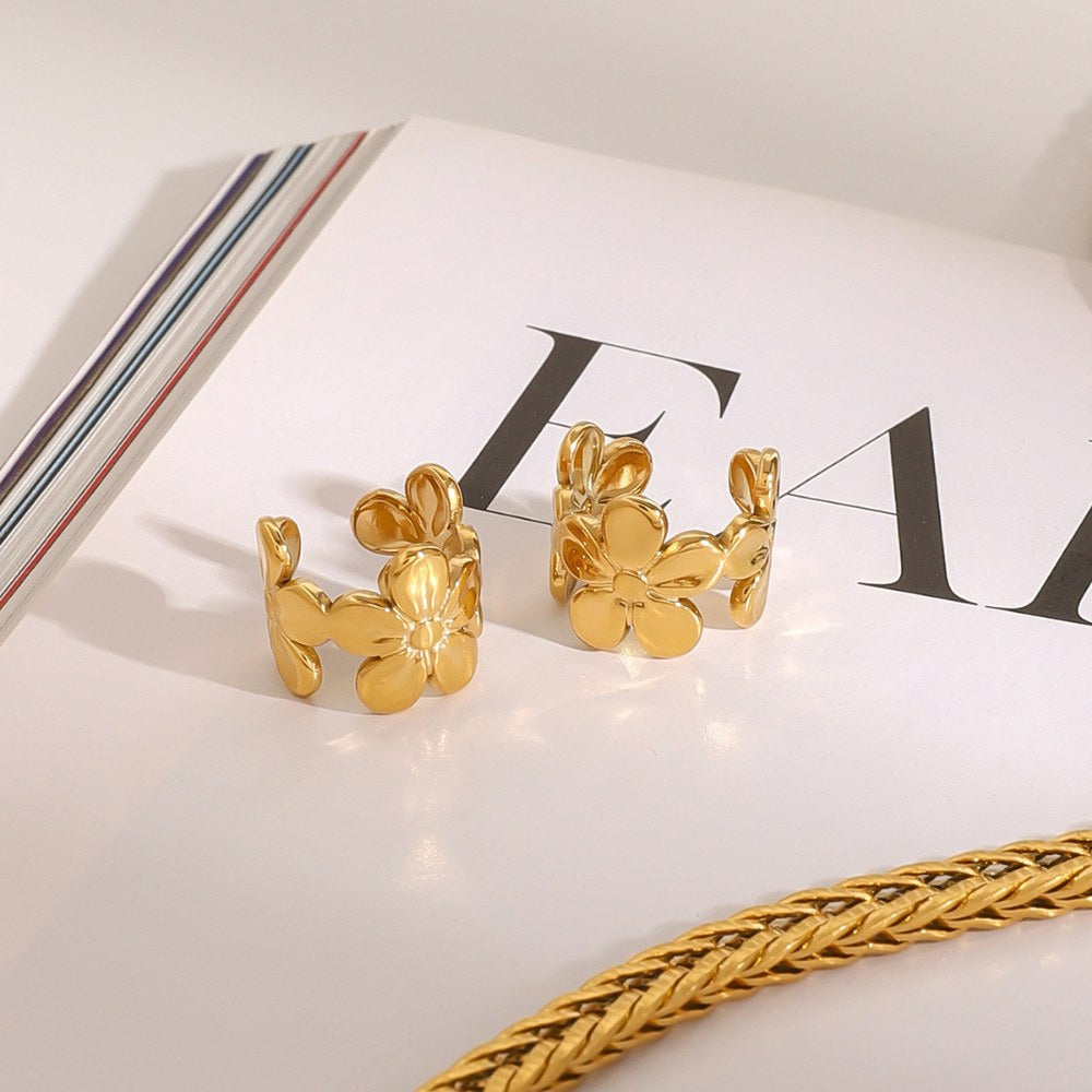 Flower Shaped Sweet Clip Earrings